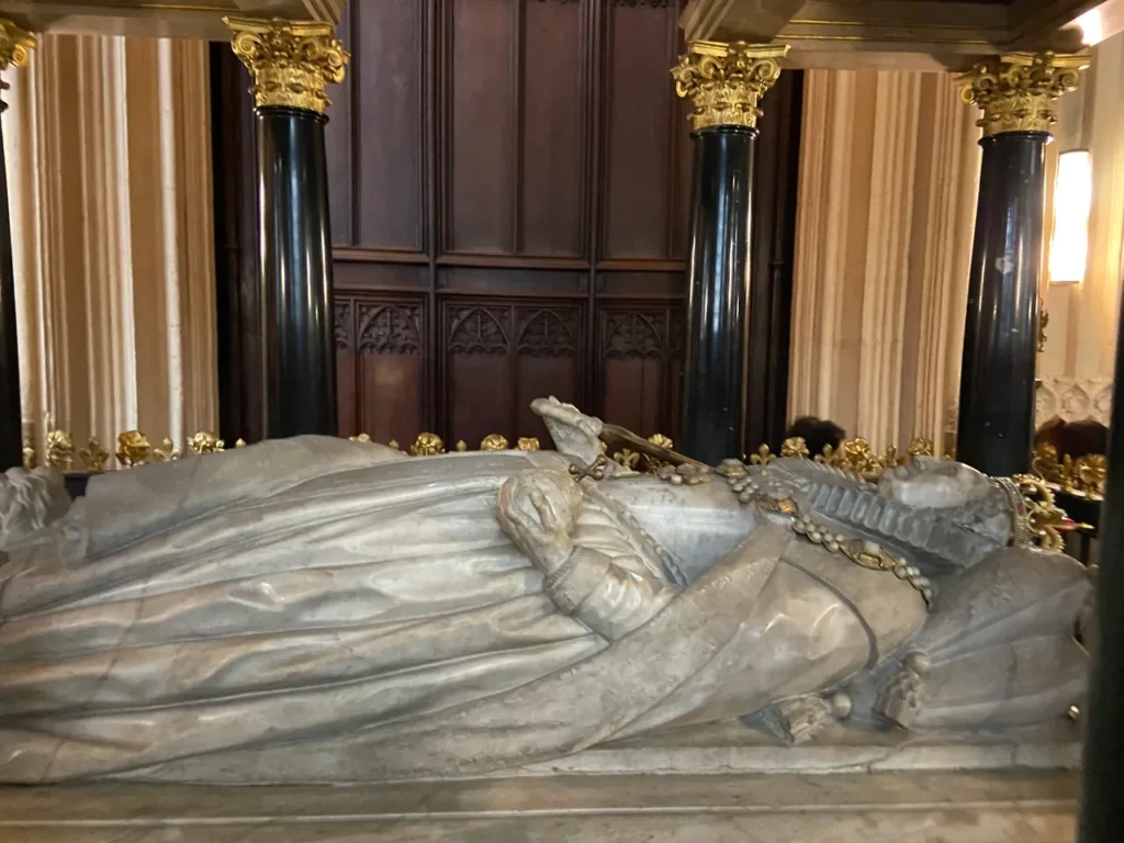 There are many beautiful vaults on display. One of the more notable ones is Elizabeth I, daughter of Henry VIII and Anne Boleyn. The ornate marble tomb effigy and monument of Queen Elizabeth I inside the royal vaults at Westminster Abbey London.