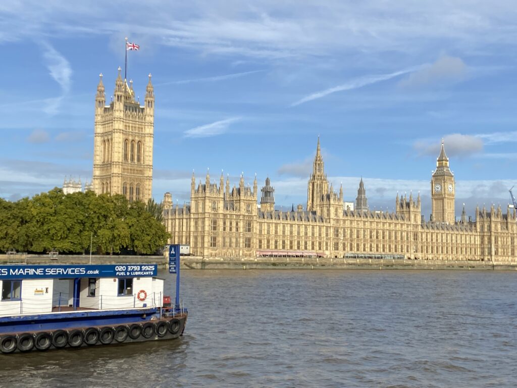travel tips: Much To Be Done travel tips Parliament and Thames River London England
