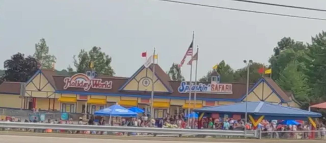 Holiday World Santa Claus Indiana great value family vacation theme park