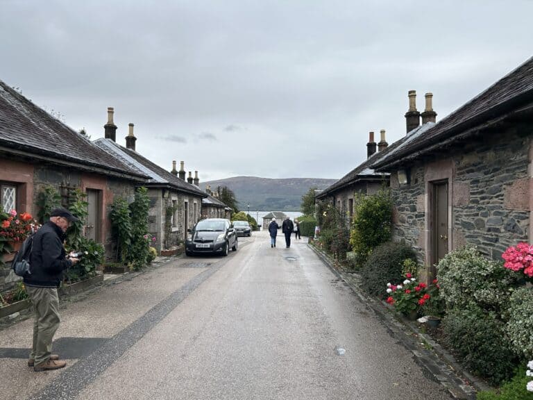 whycation travel tips scenic loch lomond at scotland